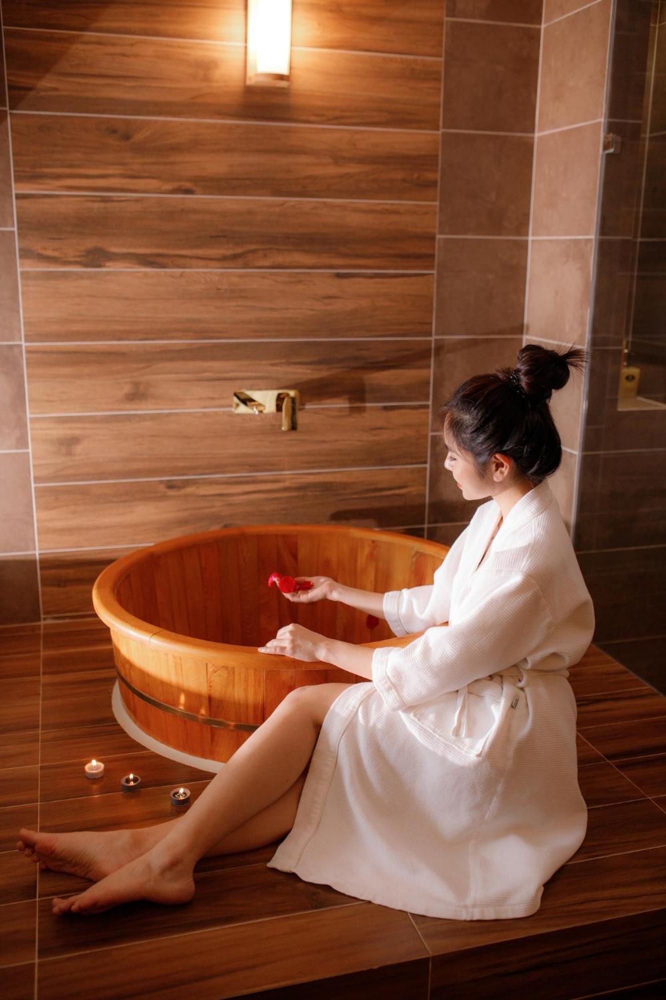 Khach San Phuong Anh Hotel Hung Yen Exterior photo